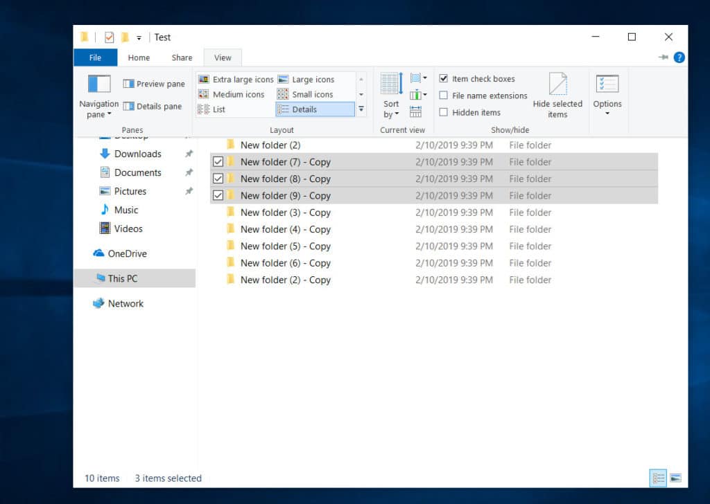 How to select files and folders with checkmarks 